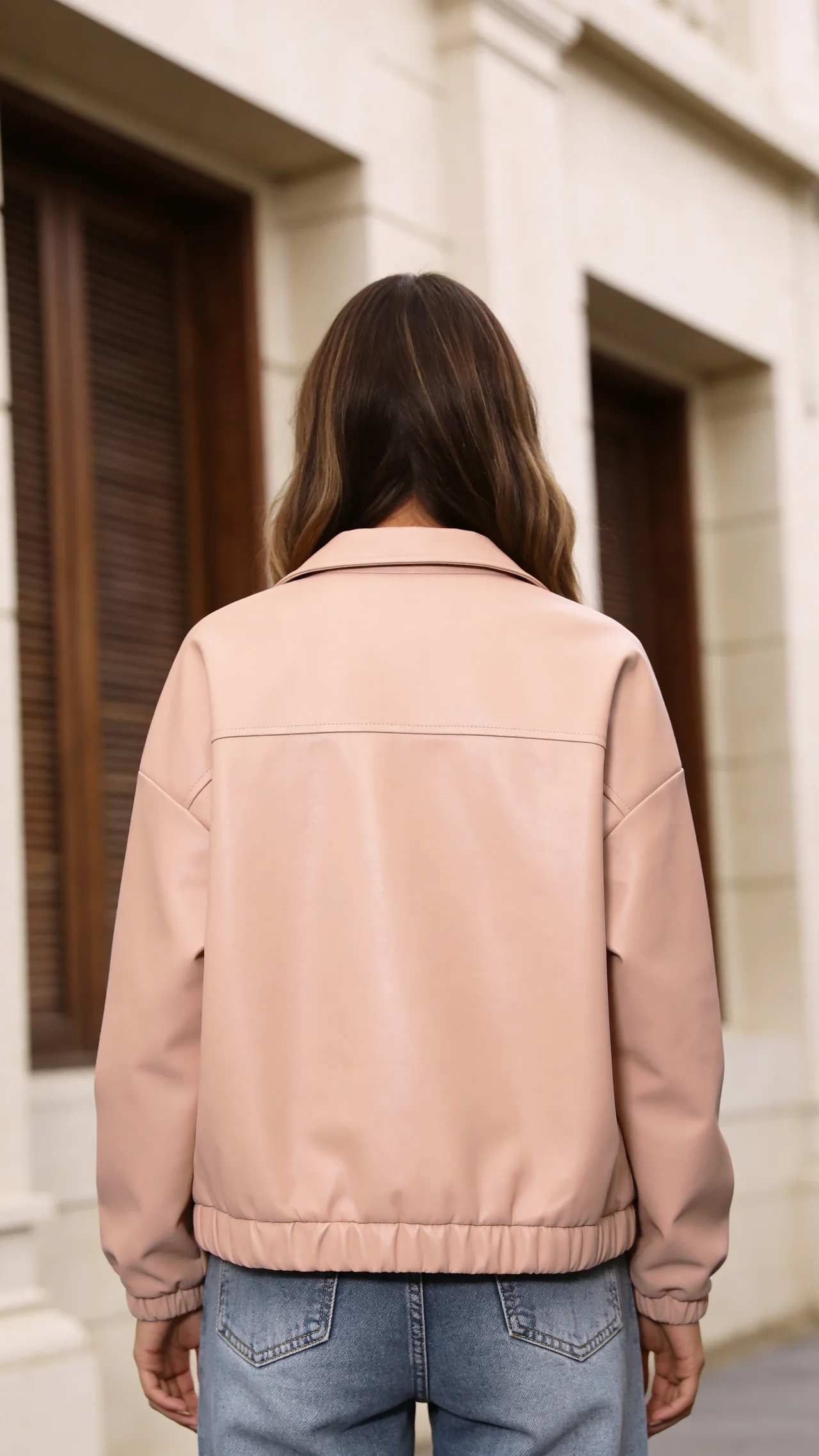 Back view - Apricot